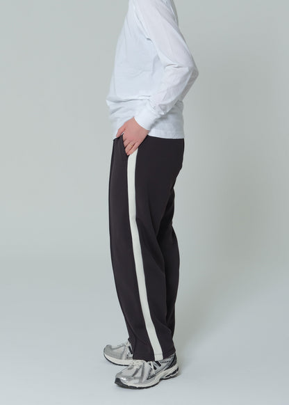 EZ Track Pant 1 (black / white line)