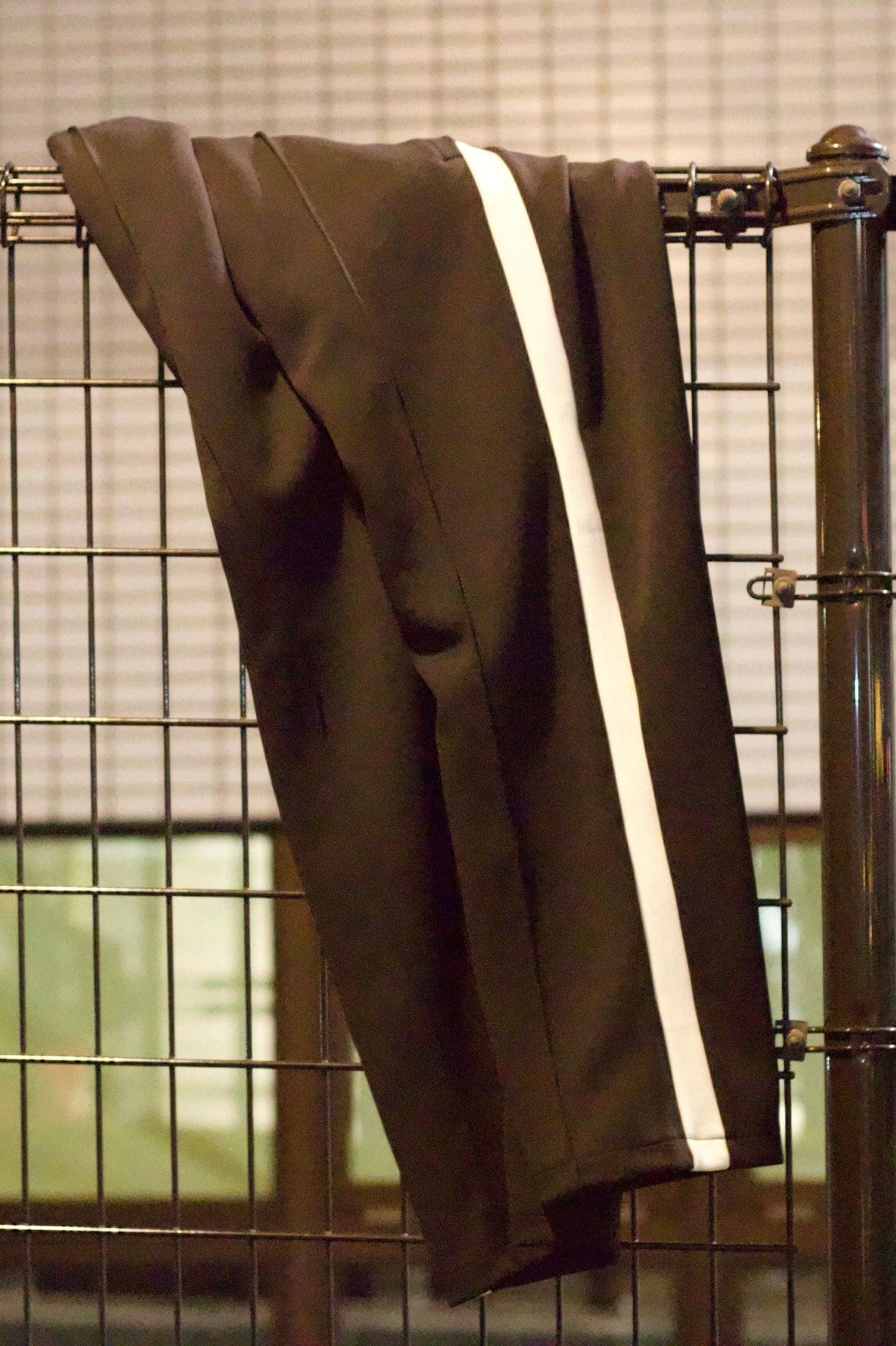 EZ Track Pant 1 (black / white line)